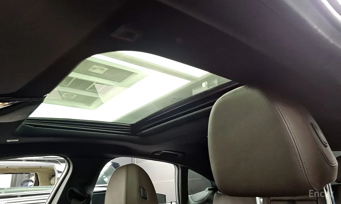 Фото 18 - BMW i4