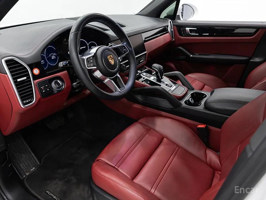 Фото 18 - Porsche Cayenne