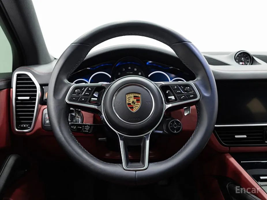 Фото 20 - Porsche Cayenne