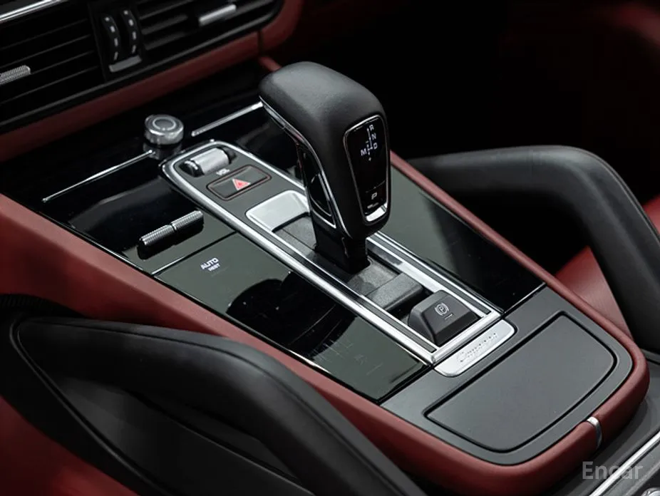 Фото 9 - Porsche Cayenne