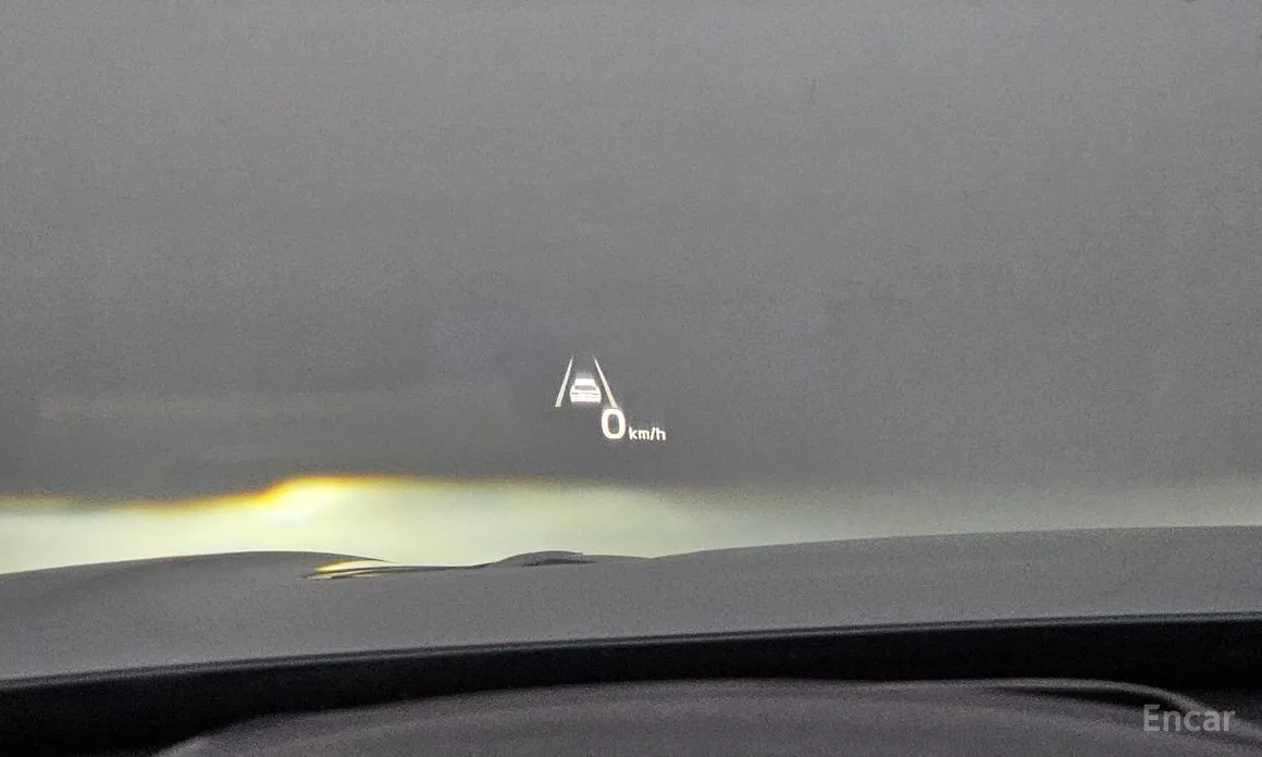 Фото 10 - Kia Stinger