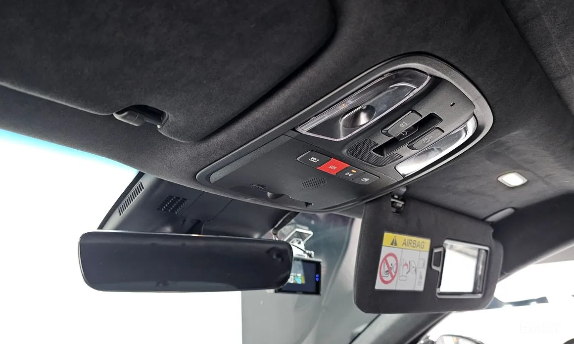 Фото 17 - Kia Stinger