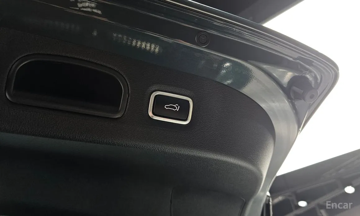 Фото 19 - Kia Stinger