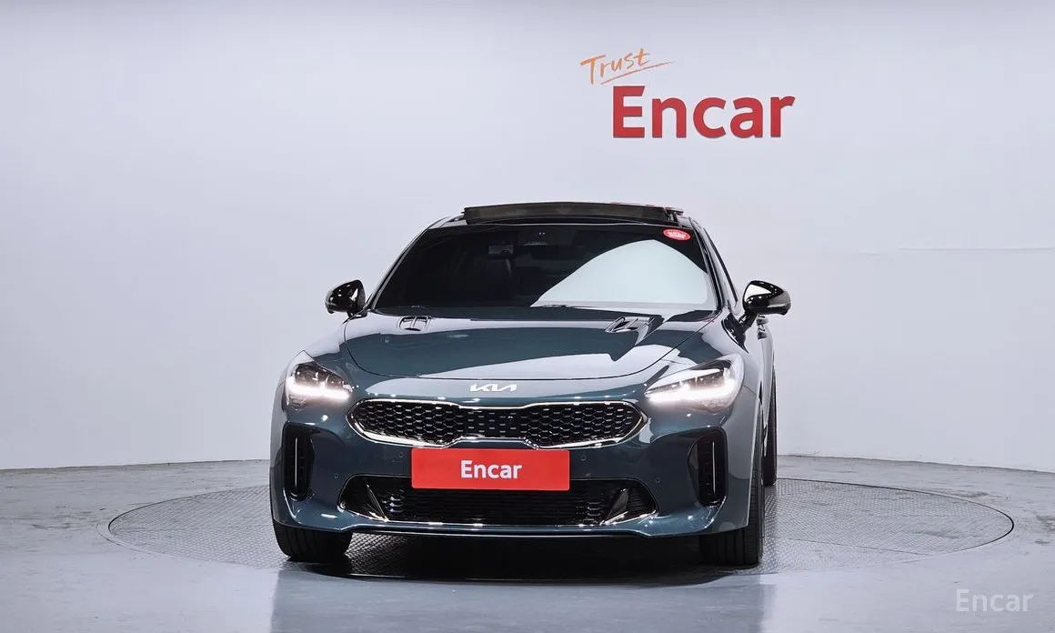 Фото 3 - Kia Stinger