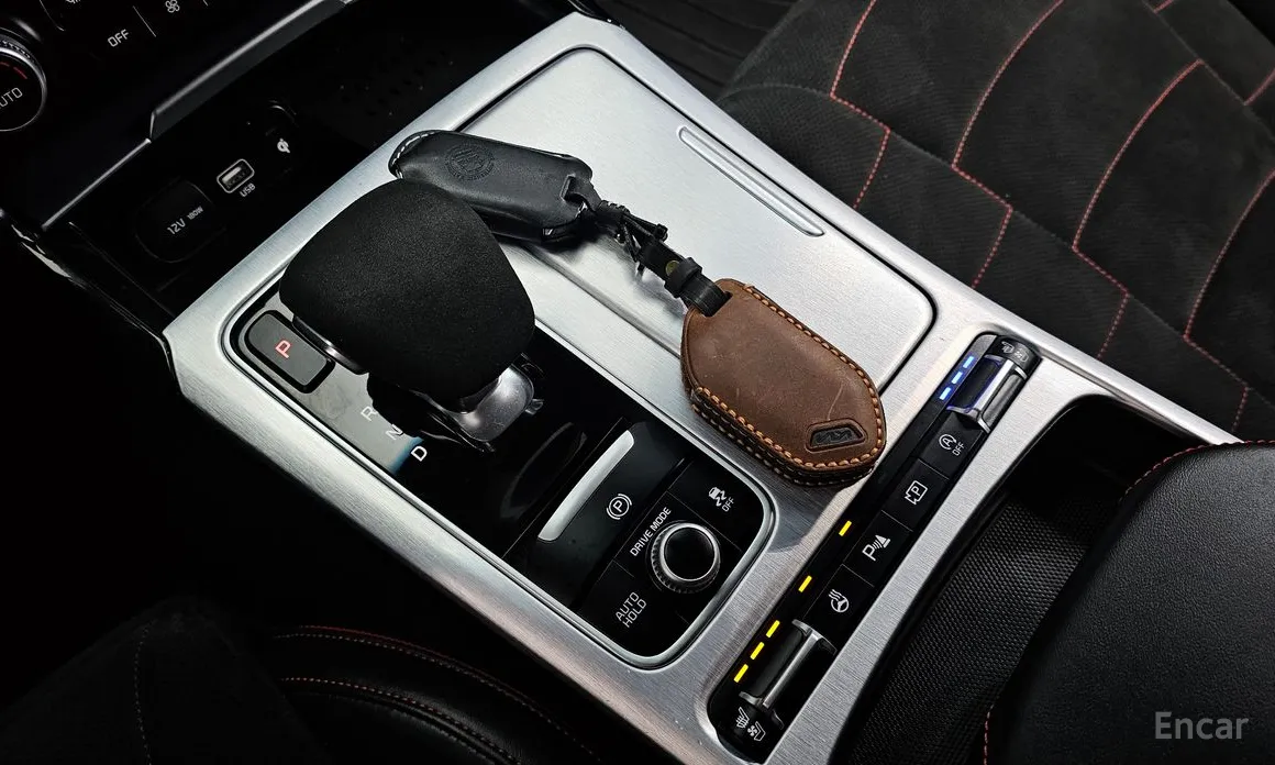 Фото 9 - Kia Stinger