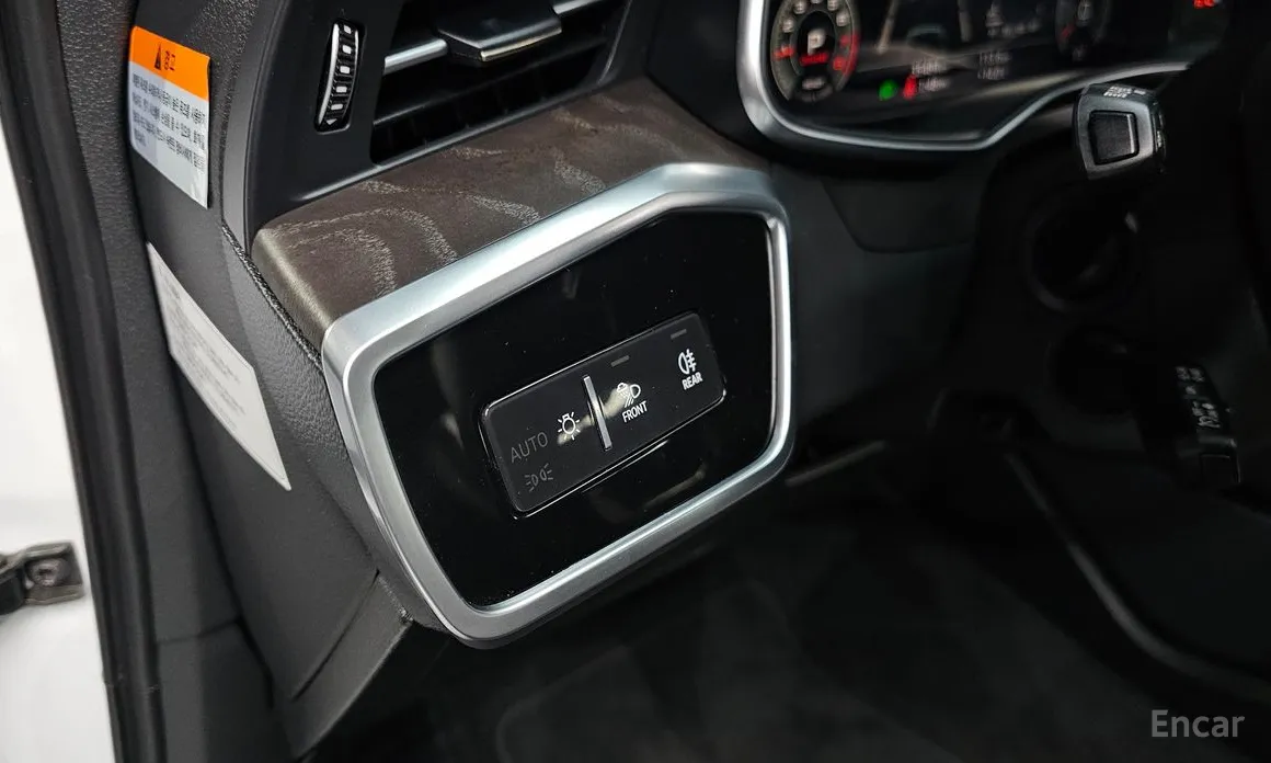 Фото 16 - Audi A6