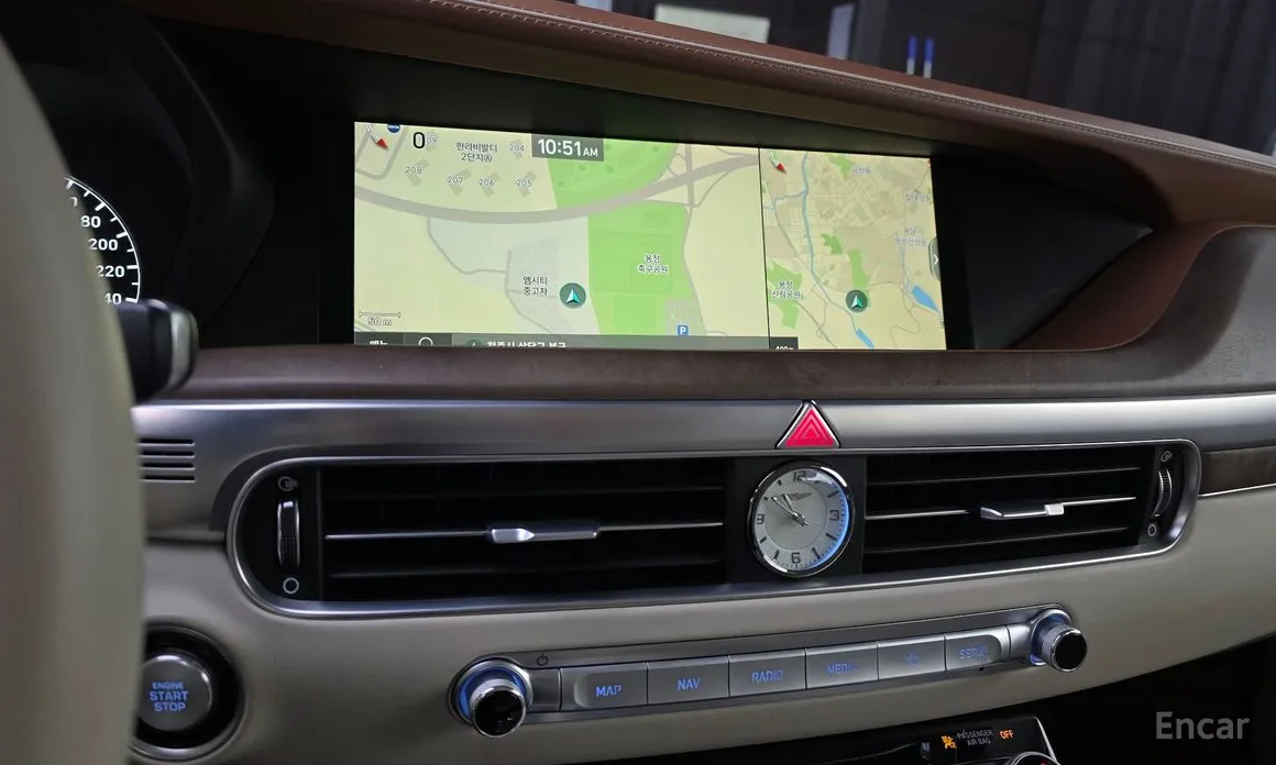 Фото 13 - Genesis G90