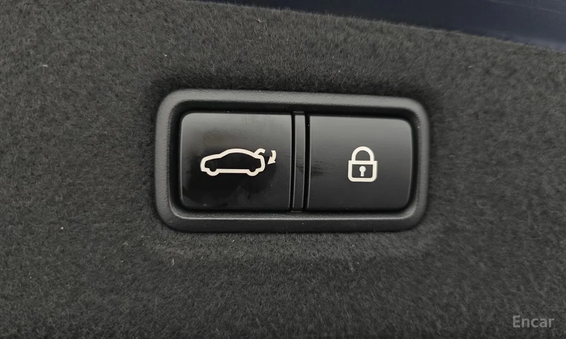 Фото 19 - Genesis G90