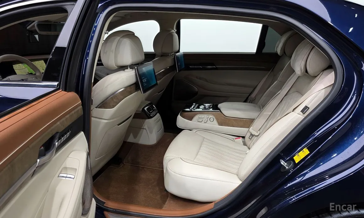 Фото 20 - Genesis G90