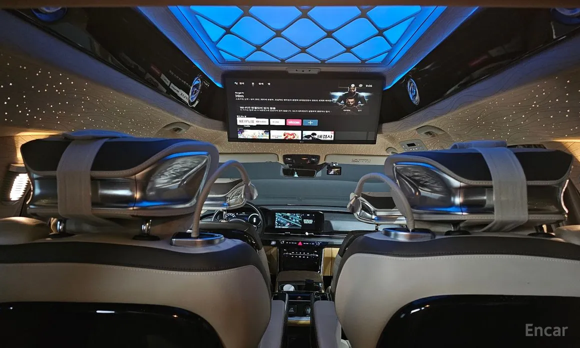 Photo 19 - Kia Carnival