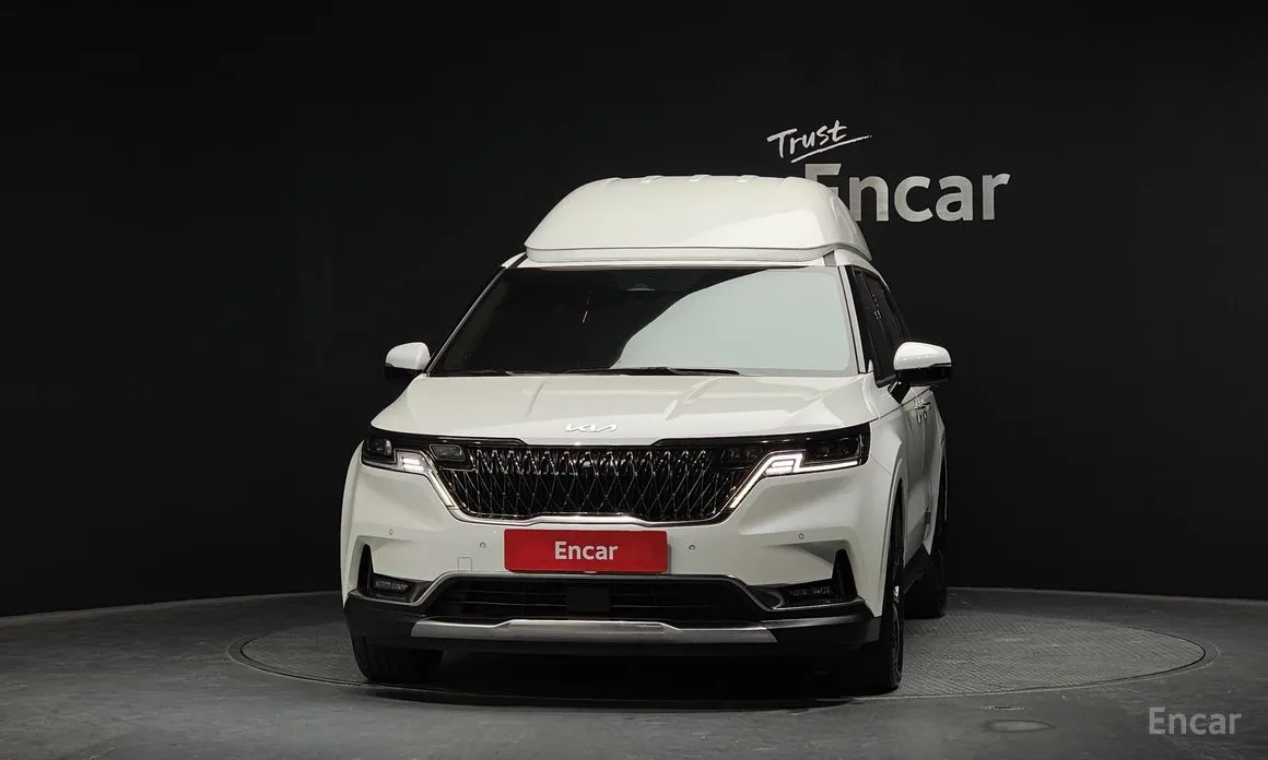 Photo 3 - Kia Carnival