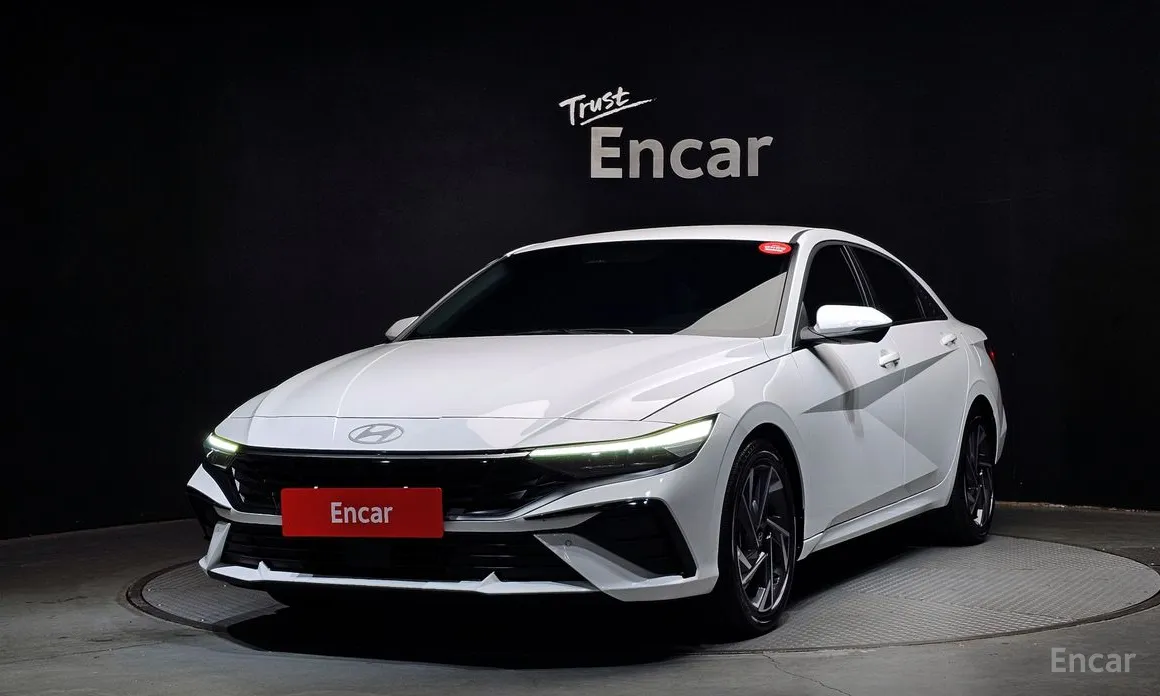 Фото 1 - Hyundai Avante