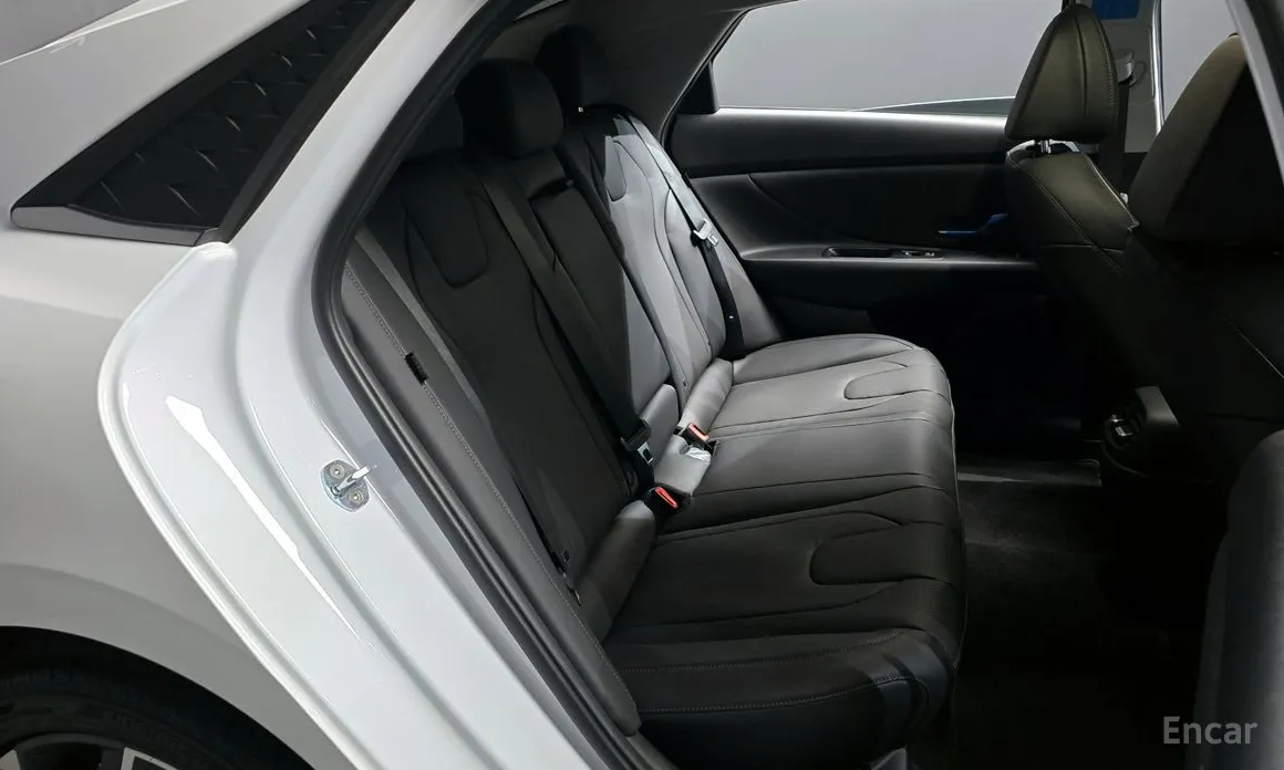 Фото 12 - Hyundai Avante