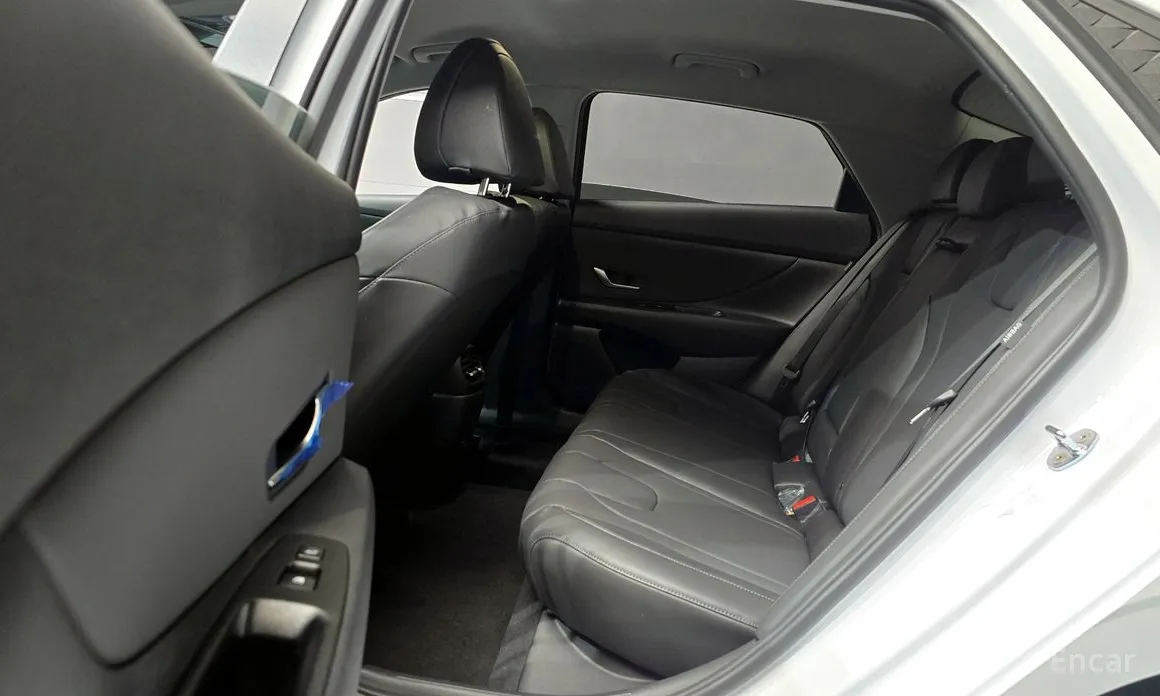 Фото 13 - Hyundai Avante