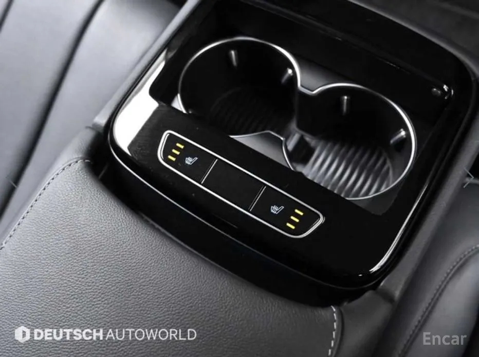 Фото 16 - Genesis G80