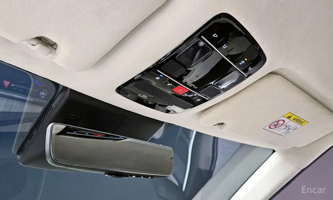 Фото 19 - Hyundai Santa Fe