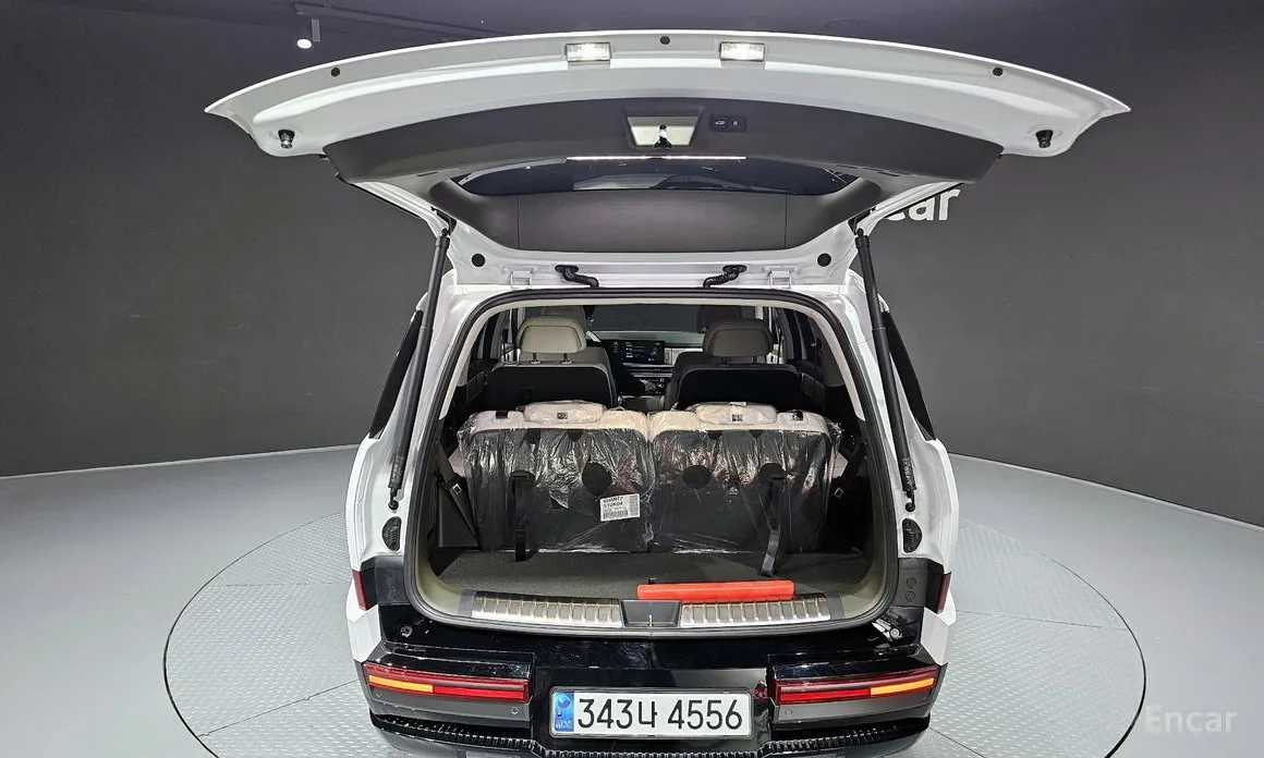 Фото 20 - Hyundai Santa Fe