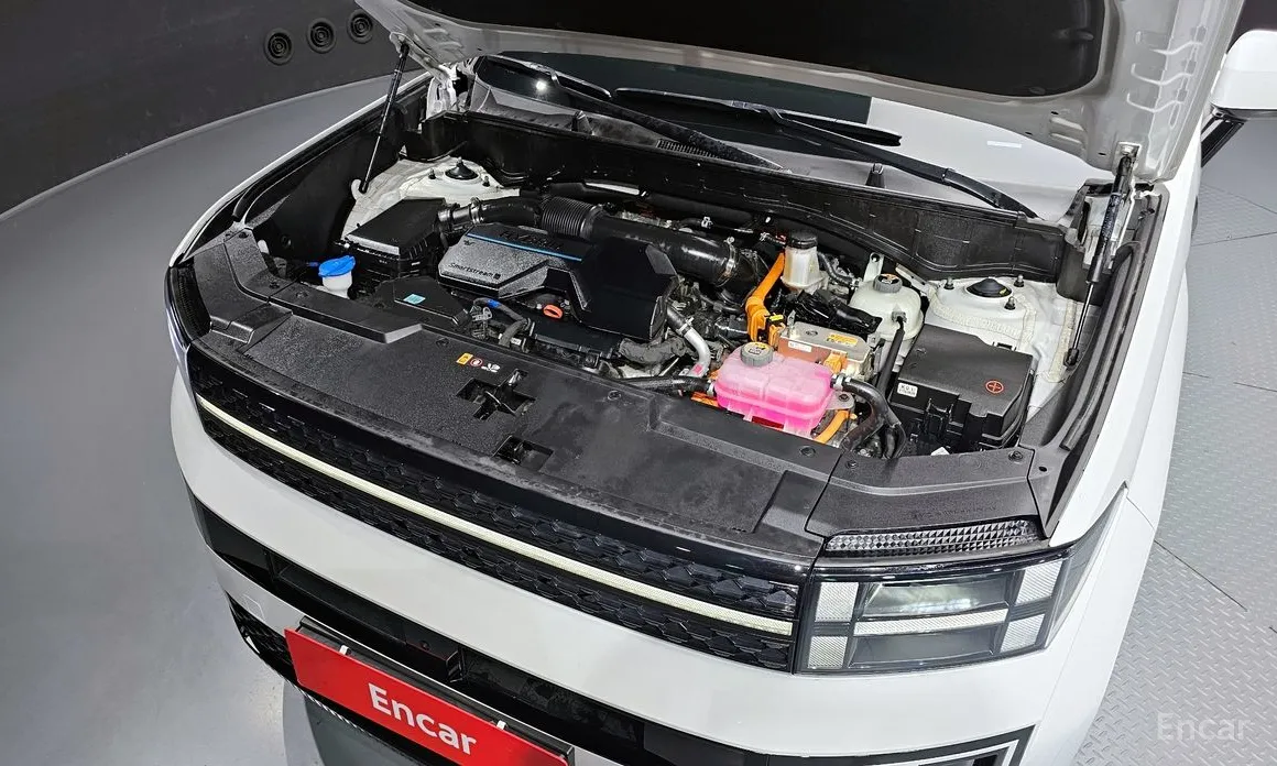 Фото 6 - Hyundai Santa Fe