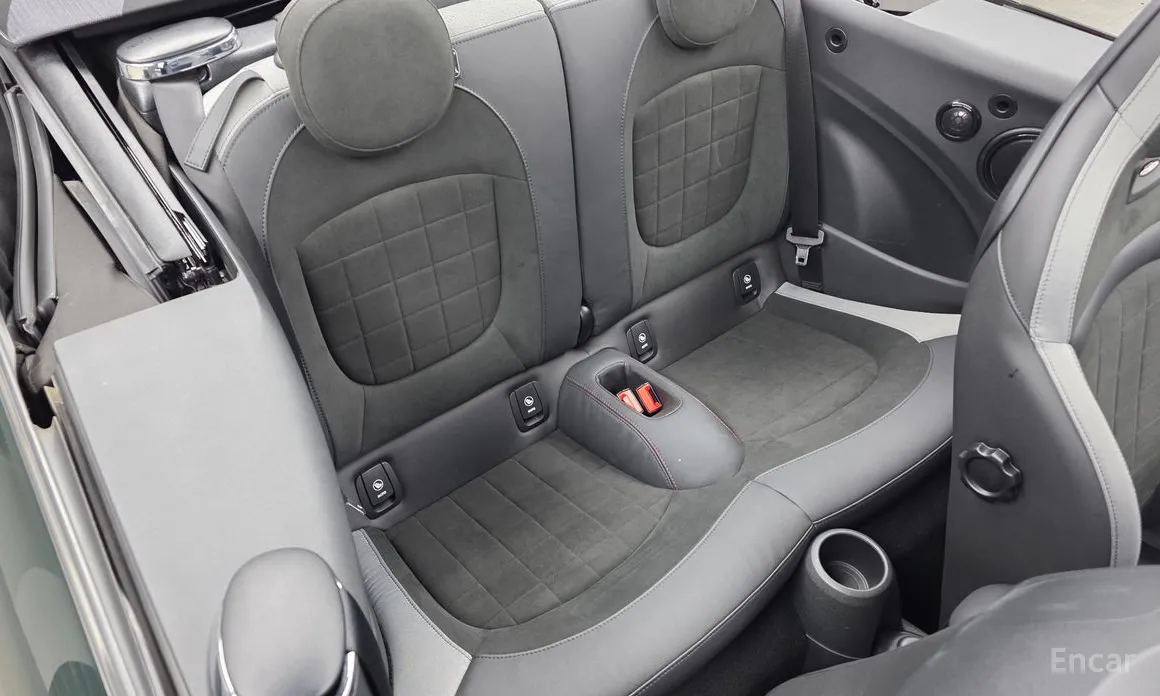 Фото 12 - Mini Cooper Convertible