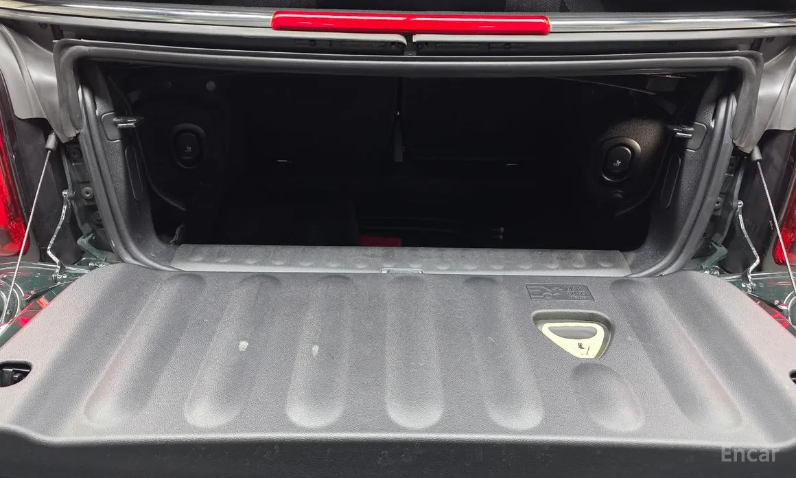 Фото 20 - Mini Cooper Convertible