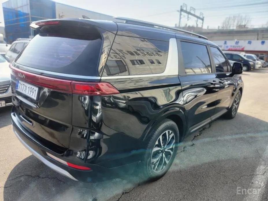 Фото 6 - Kia Carnival