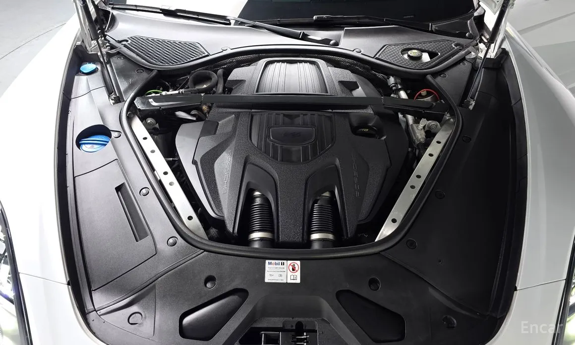 Фото 6 - Porsche Panamera