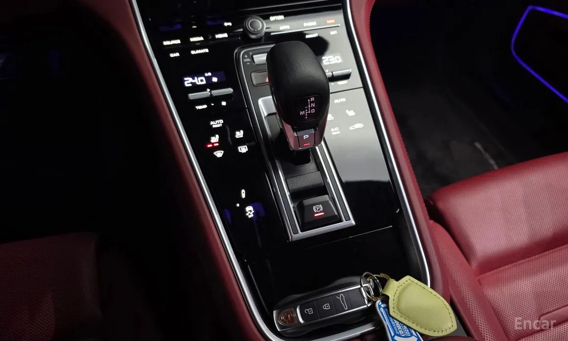 Фото 9 - Porsche Panamera