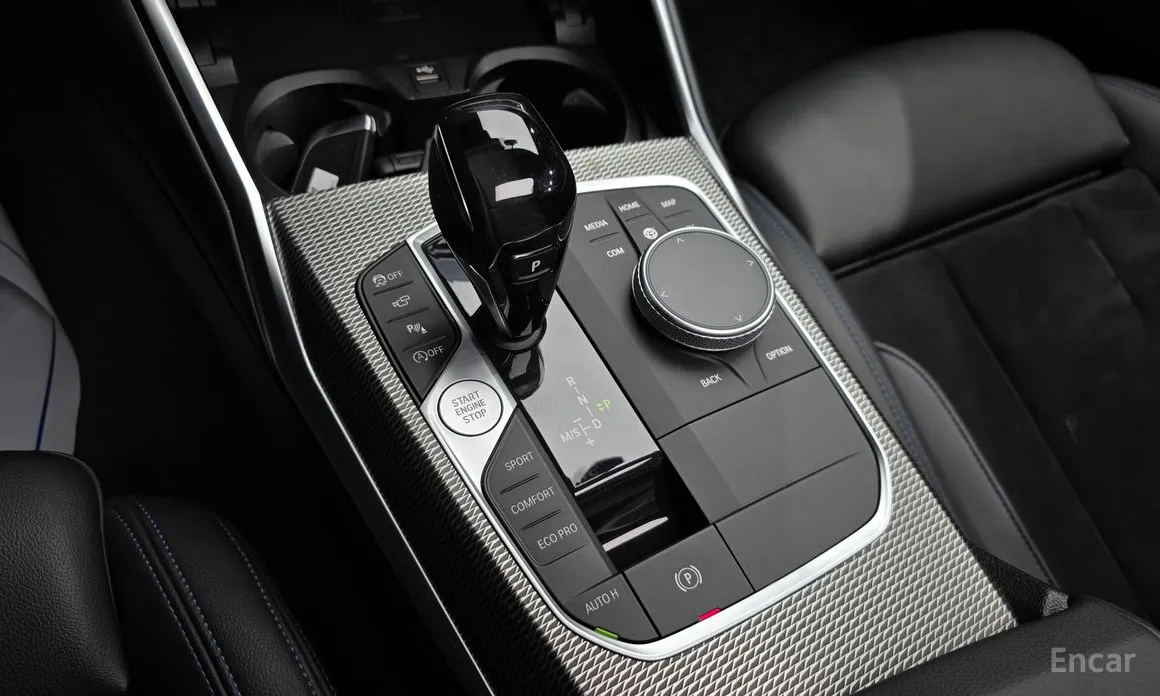 Photo 9 - BMW 3 Series