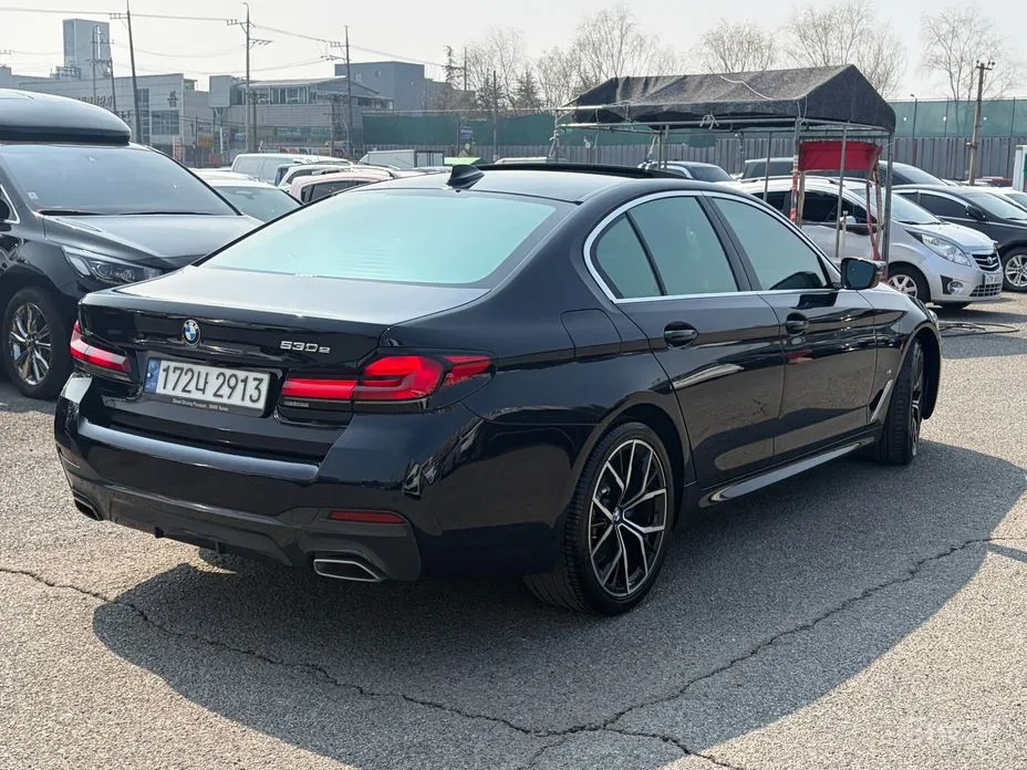 Фото 6 - BMW 5 Series