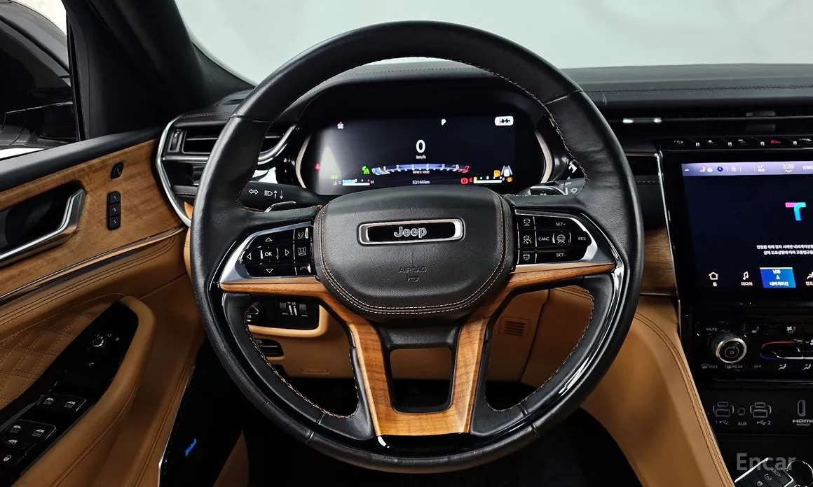 Фото 13 - Jeep Cherokee