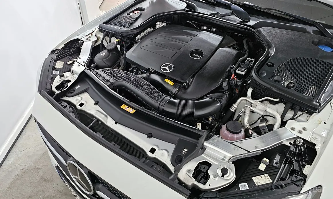 Фото 6 - Mercedes-Benz E-Class