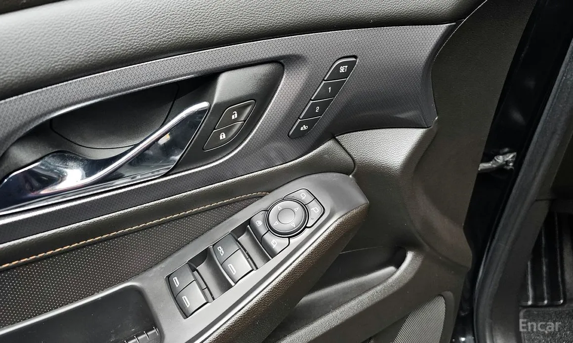 Photo 17 - Chevrolet Traverse