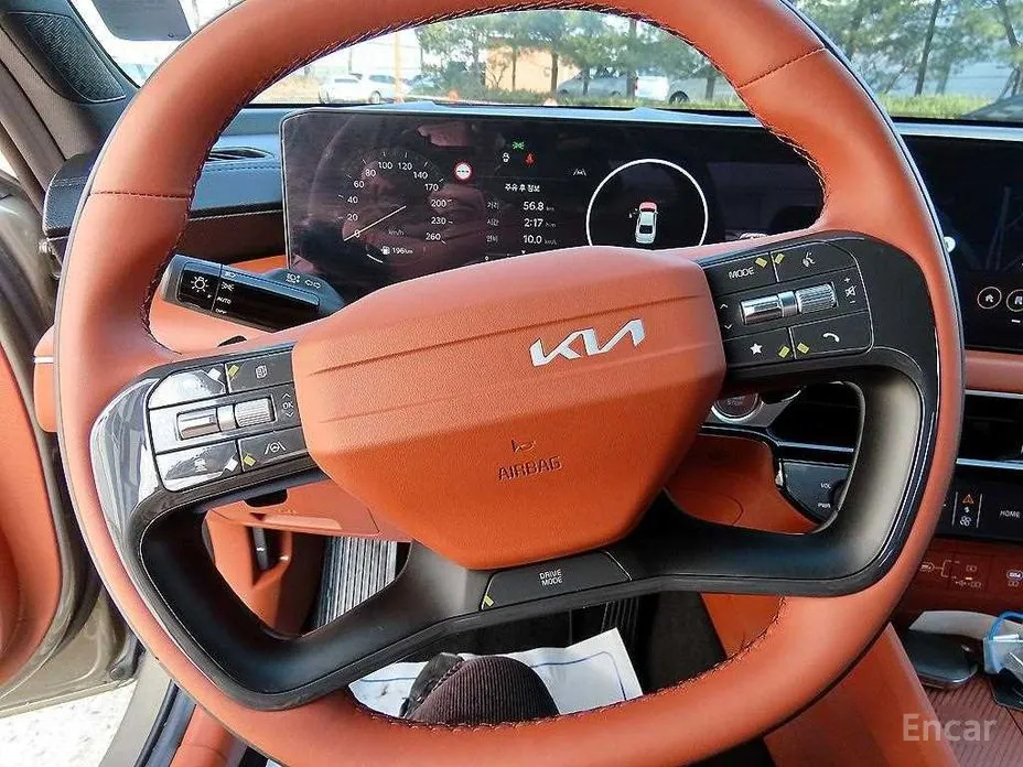 Фото 15 - Kia K8