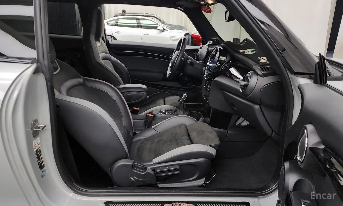 Фото 11 - Mini Cooper