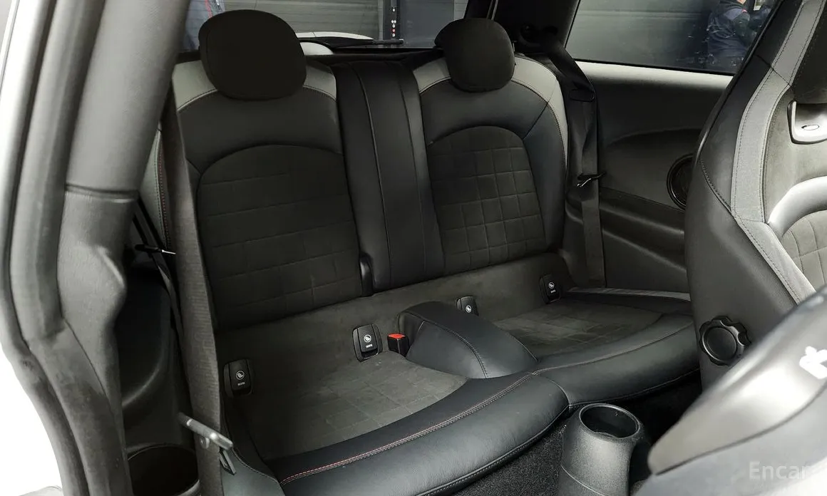 Фото 12 - Mini Cooper