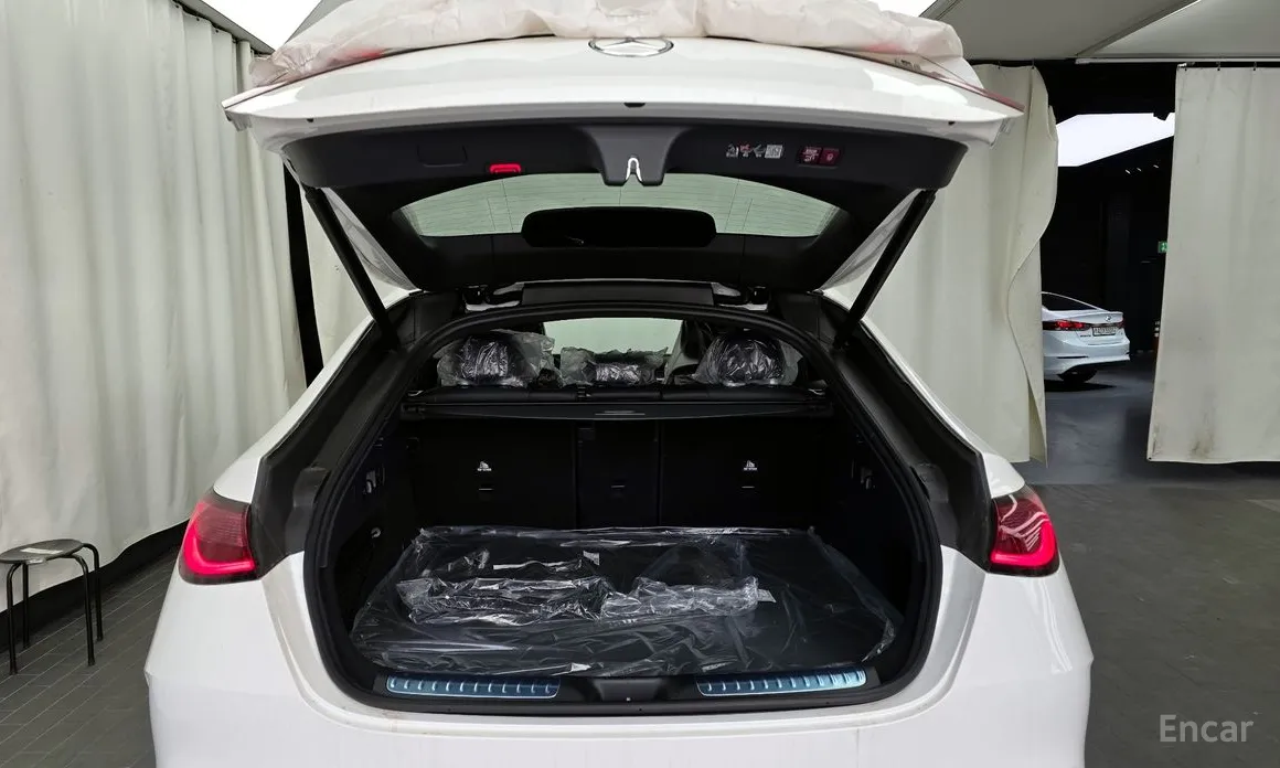 Фото 20 - Mercedes-Benz GLC-Class