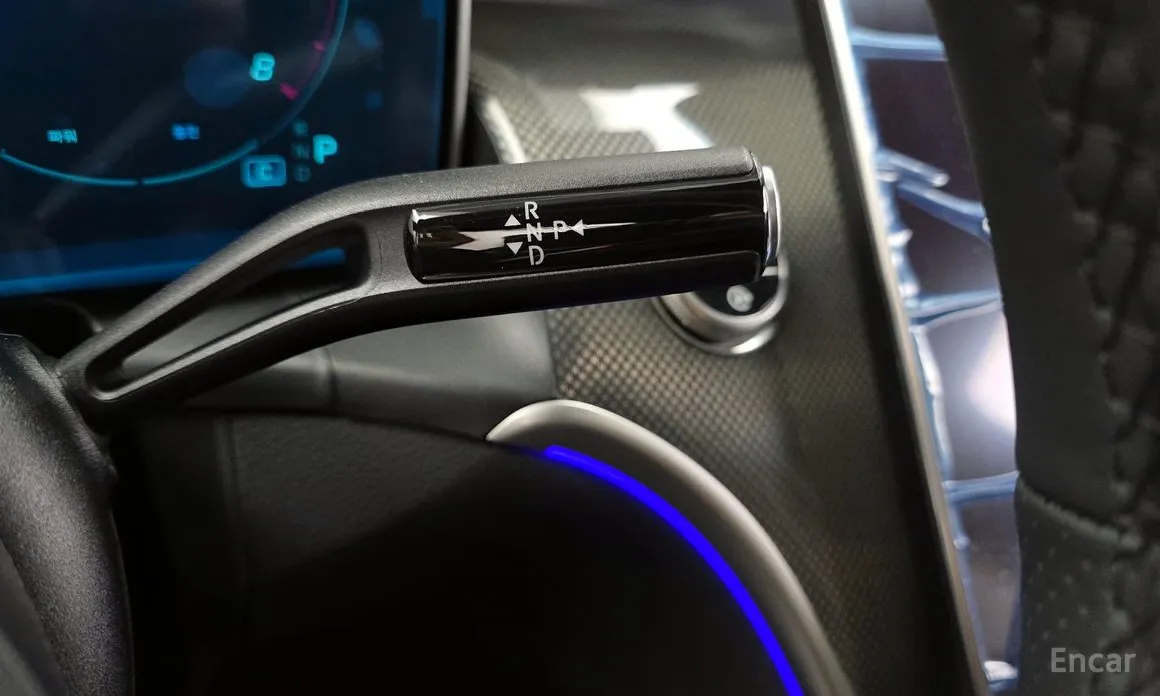 Фото 9 - Mercedes-Benz GLC-Class