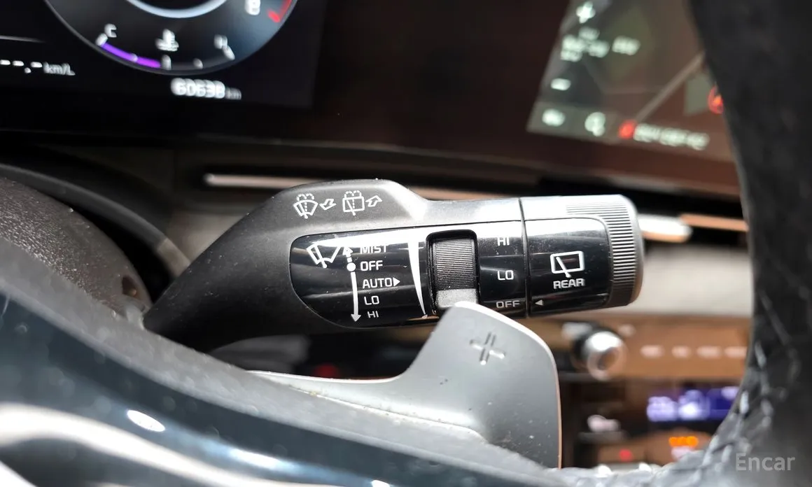 Photo 16 - Kia Carnival