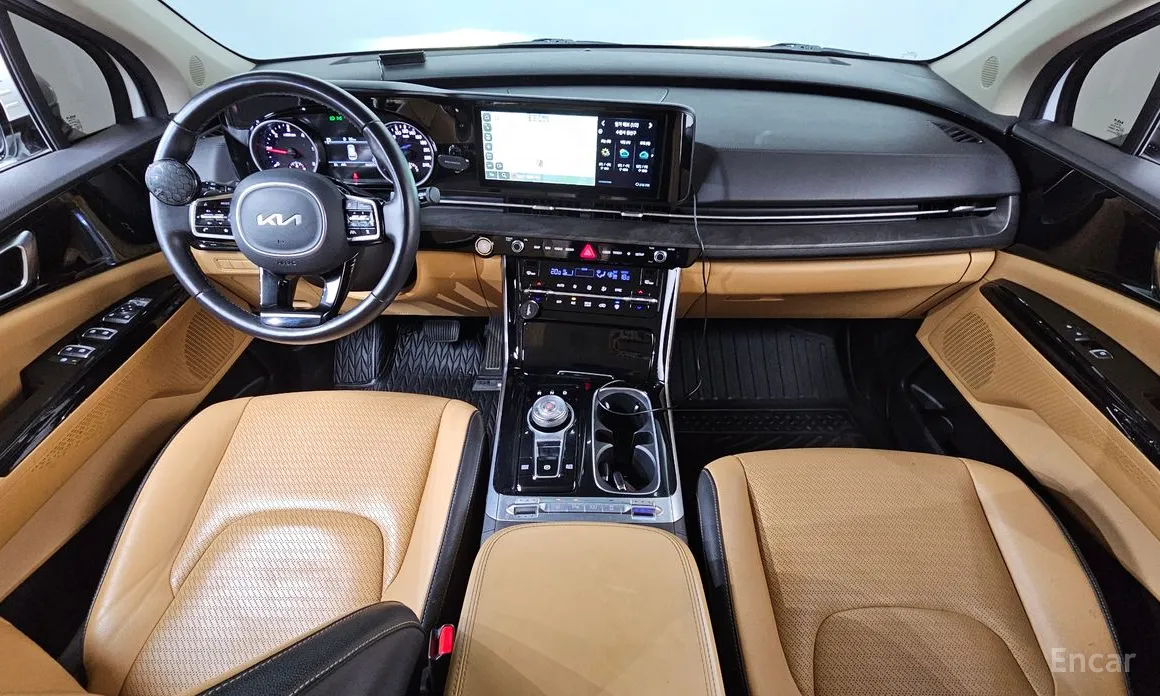 Photo 7 - Kia Carnival