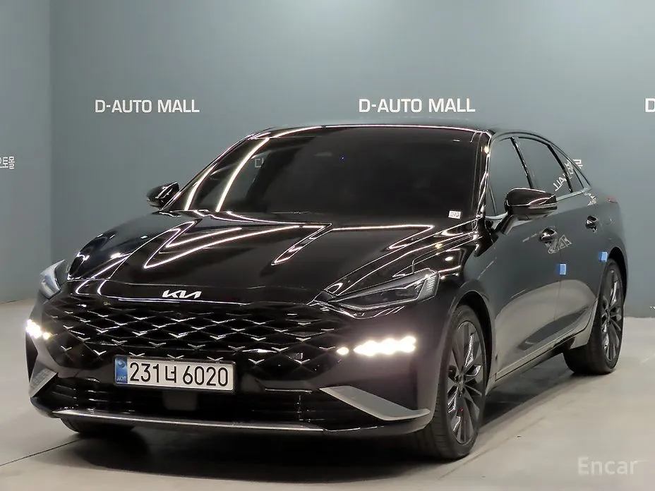 Фото 1 - Kia K8