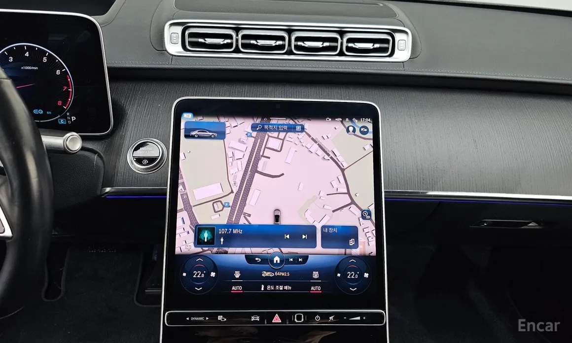 Фото 14 - Mercedes-Benz S-Class