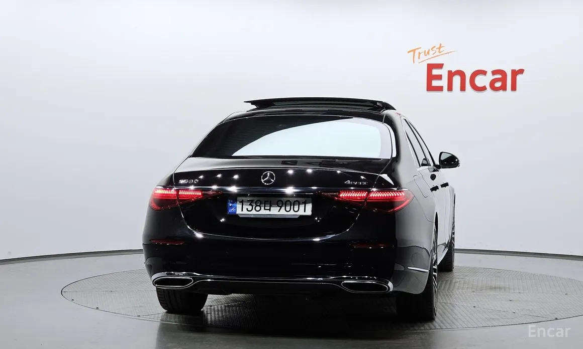 Фото 4 - Mercedes-Benz S-Class