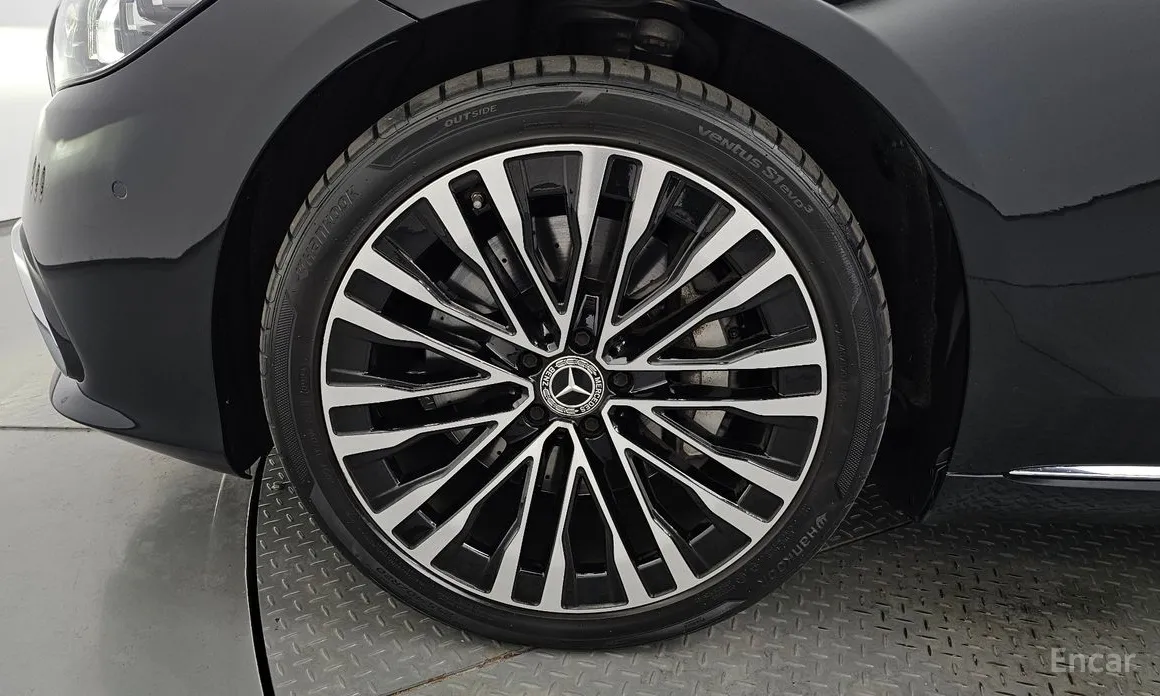 Фото 5 - Mercedes-Benz S-Class