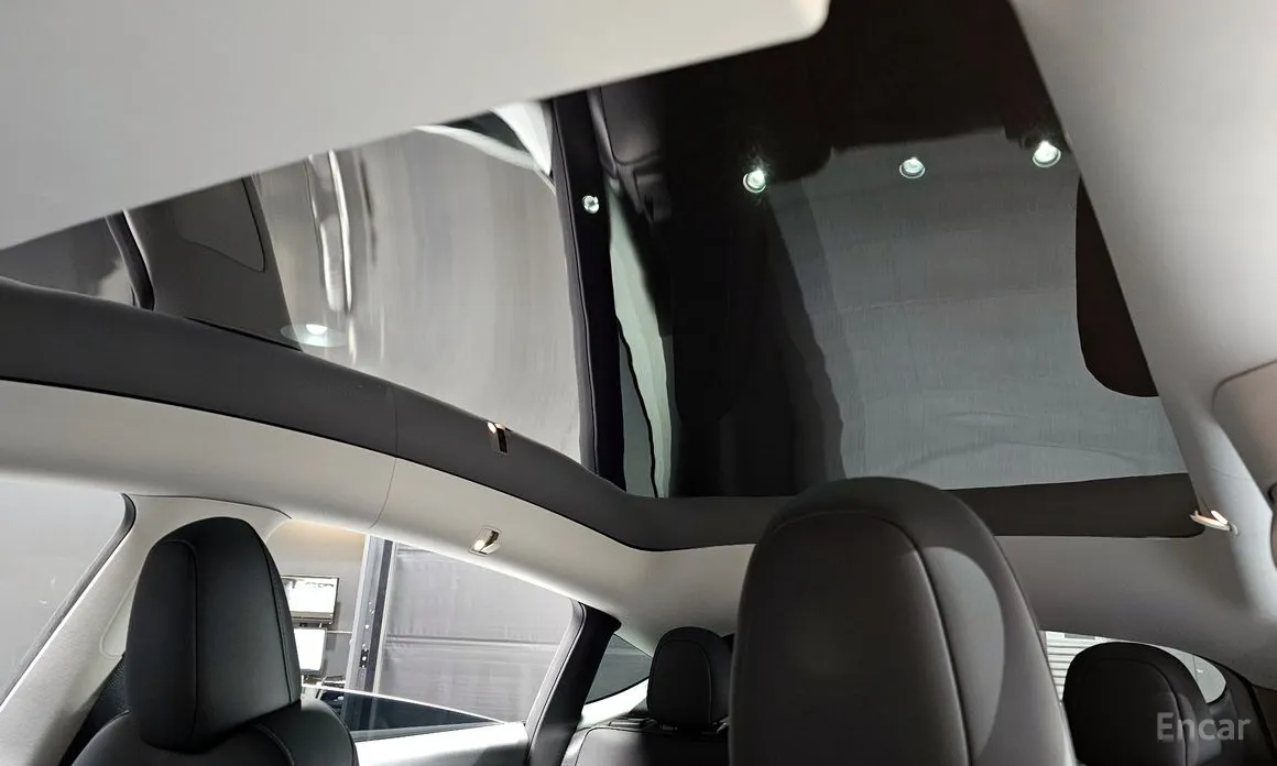 Фото 19 - Tesla Model Y