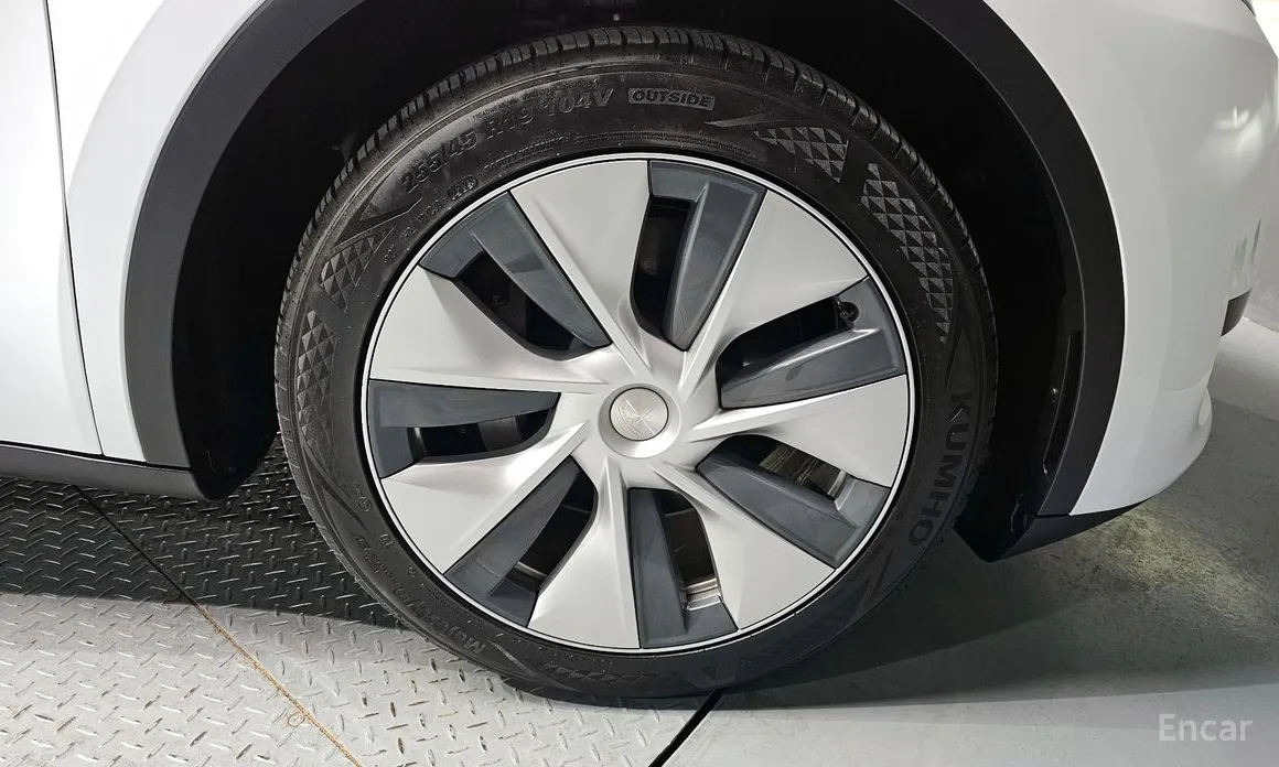 Фото 5 - Tesla Model Y