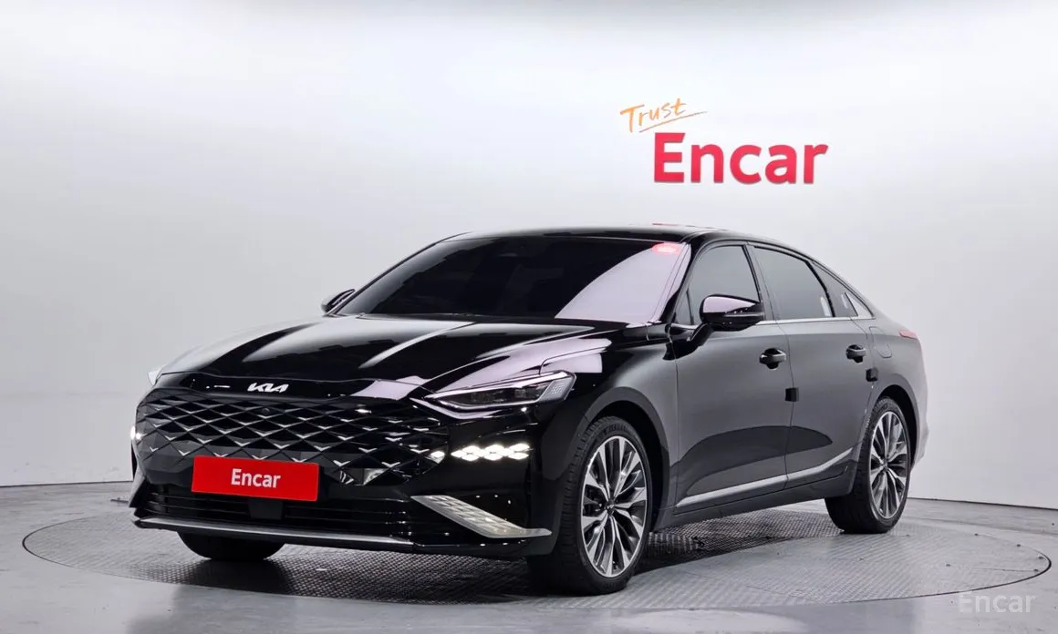 Фото 1 - Kia K8
