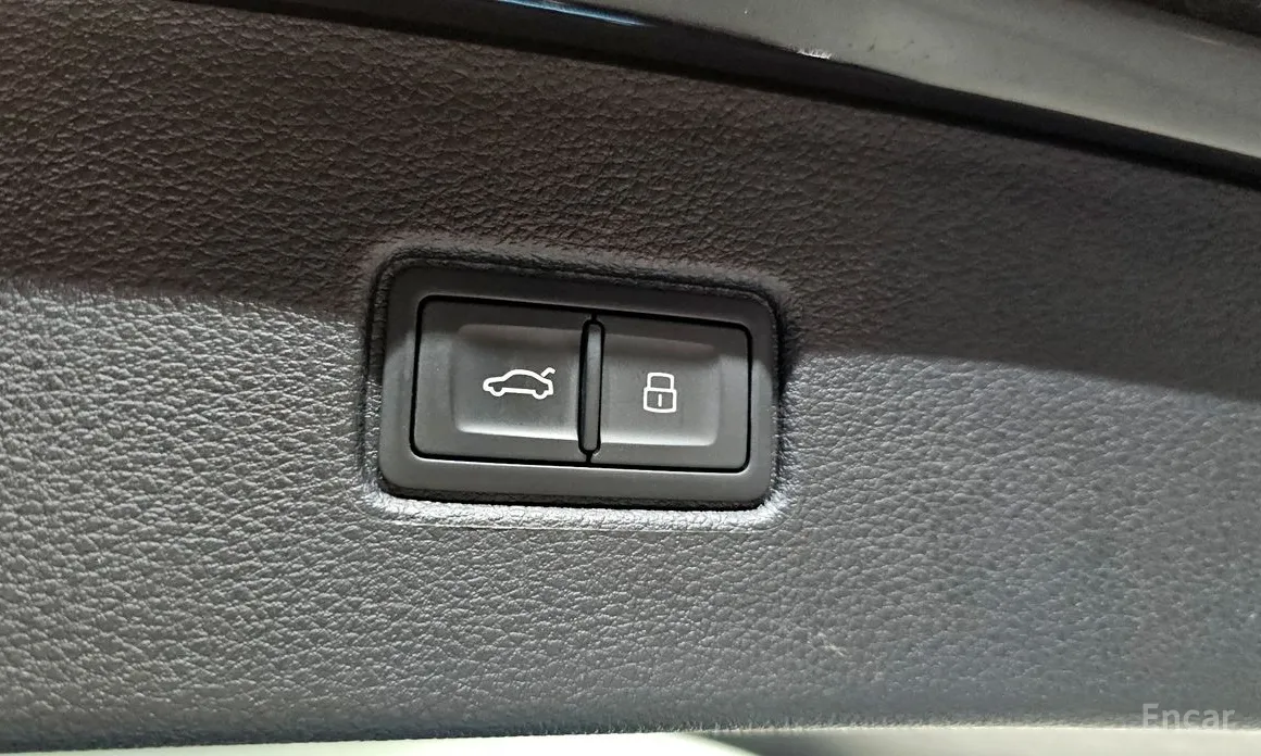 Фото 20 - Audi Q7