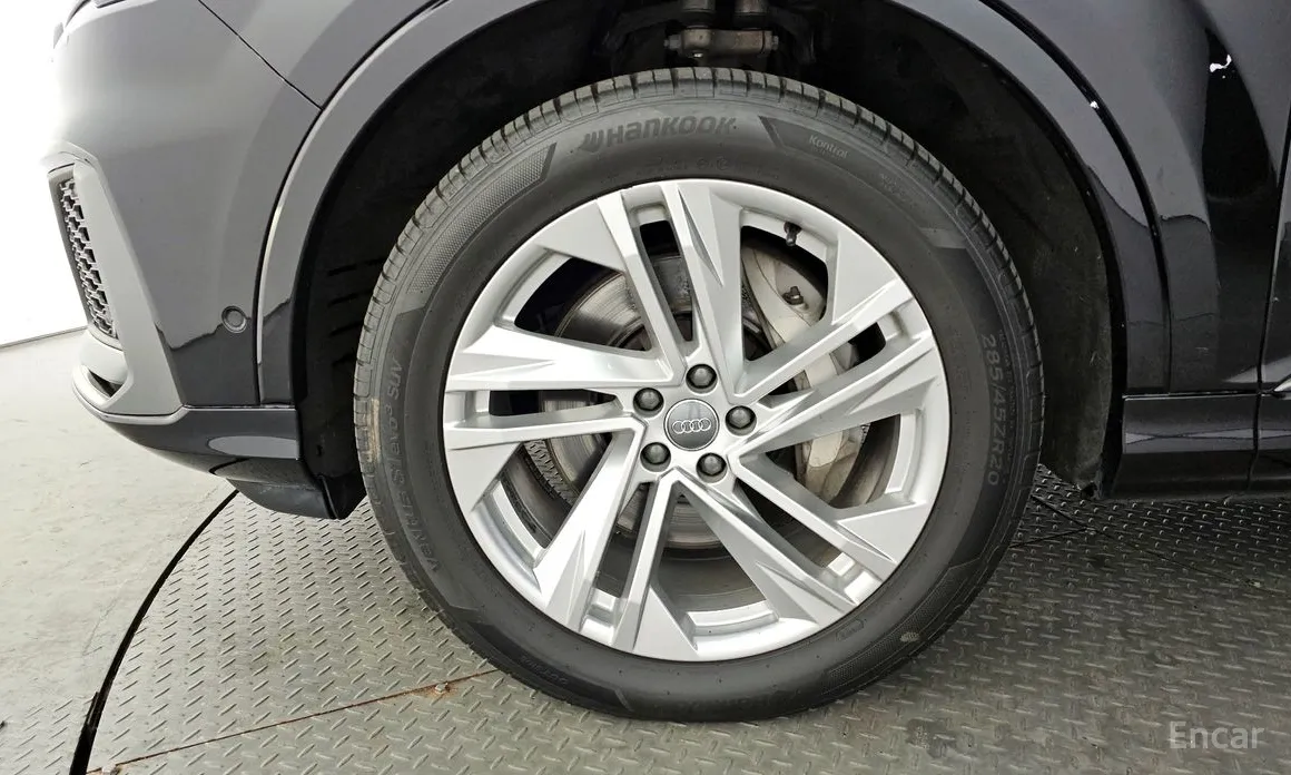 Фото 5 - Audi Q7