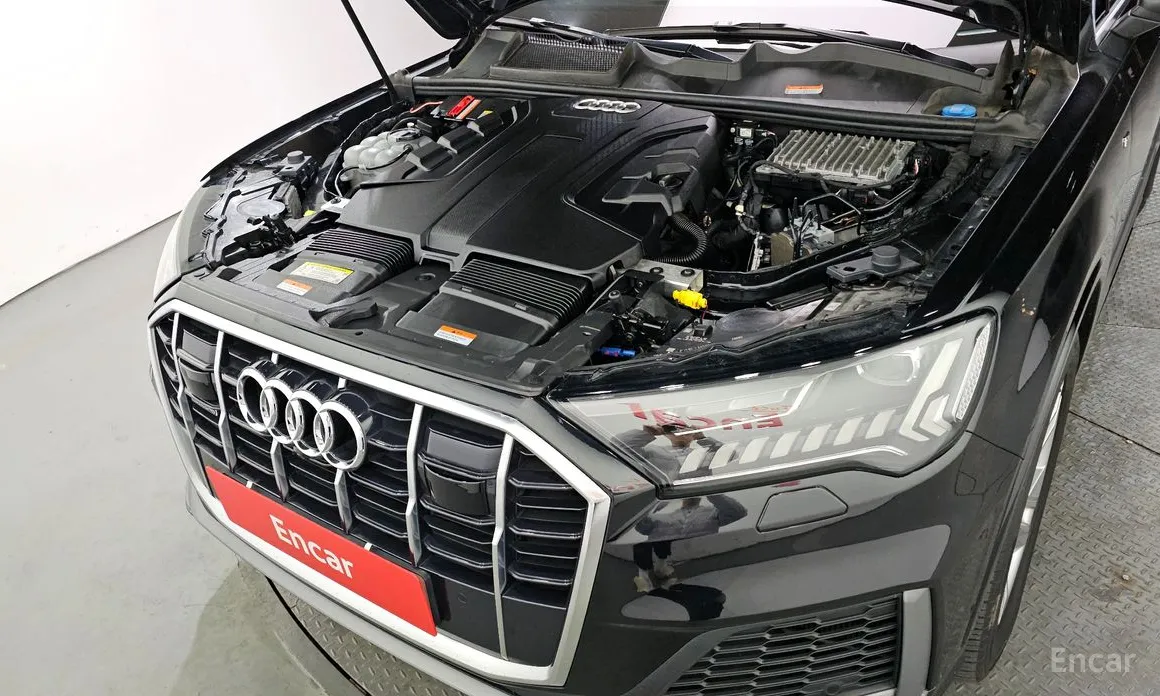 Фото 6 - Audi Q7