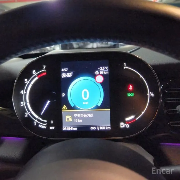 Фото 13 - Mini Cooper